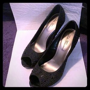 Black heels with rhinestones